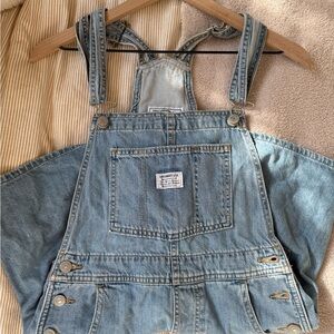 Levi’s Short Overalls XS